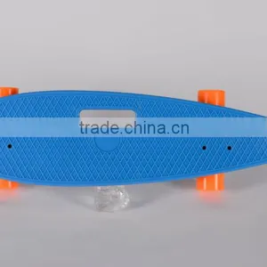 Handle Maple Bamboo Globe Plastic Skateboard thumbnail-2