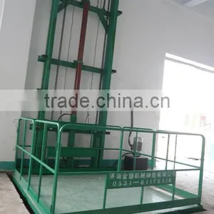Hydraulic Warehouse Cargo Lift thumbnail-4