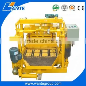 Best Selling QT4-24 Manual Mobile Cement Block Egg Laying Machine thumbnail-5