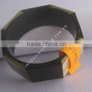 Black Horn Bangle With Square Cow Horn Chased thumbnail-1