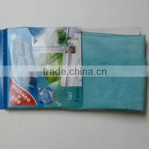 Microfiber Glass Cleaning Cloth thumbnail-1