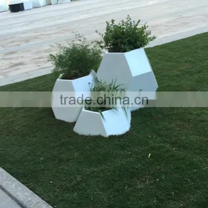 Fiberglass Garden Pots thumbnail-3