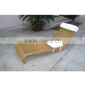 S Shape Rattan Lounger With Cushion thumbnail-3