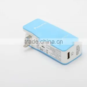 Power Bank With Built-in ac Adapter 5000mAh thumbnail-1