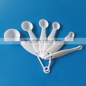 Set of 6 Pcs White Plastic Measuring Spoon Set thumbnail-1