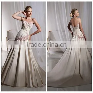 Ivory Strapless Wedding Dress With Red Flowers Embroidery thumbnail-1