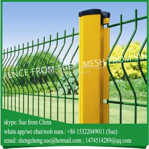 1.8m High 3D Curves Wire Mesh Fence thumbnail-1