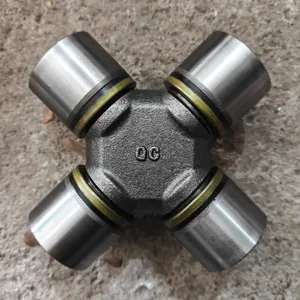 Universal Joint 4110000186003 Cross Joint for Shacman Sinotruk HOWO Foton Auman Dongfeng Truck Drive Shaft Spare Parts thumbnail-1