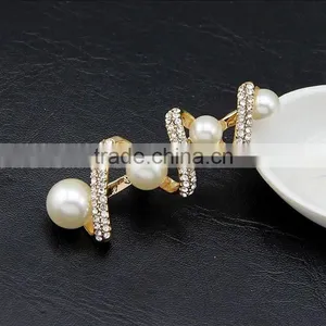 Fashion Jewelry 2016 Factory Direct Wholesale Rhinestone Pearl Spiral Style Brooch thumbnail-2