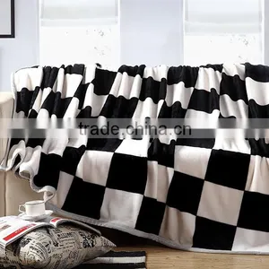 Fashion Grid Stripe Flannel Blanket thumbnail-5