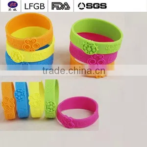 China Manufacture Custom Made Silicone Bracelets&silicone Wristband/band With High Quality thumbnail-1