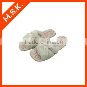 White Open-head Handmade Indoor Boot Slippers thumbnail-1