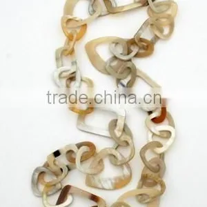 Eco-friendly Nice Yellow Water Buffalo Horn Necklace From Vietnam thumbnail-1