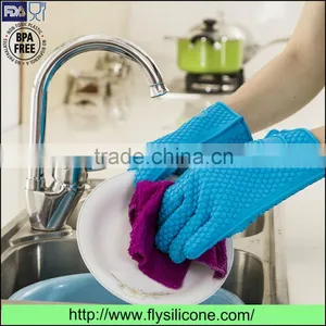 Best Quality Heat Resistant Silicone Kitchen Glove for Cooking thumbnail-4