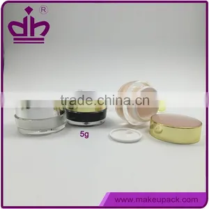 Small Plastic Day and Night Cream Jar thumbnail-4