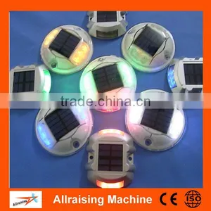 2*3 LED Solar Powered Plastic Road Studs 123mm Dia. 25mm High thumbnail-4