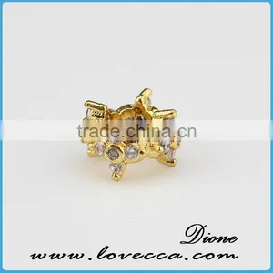 Latest Charm Micropave Setting Crystal Jewelry Pendant Fashion Jewelry of Four Leaf Clover Pendant for Sale thumbnail-4