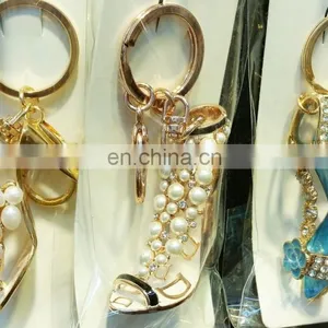 High Heel Shoes Pearl Key Chain thumbnail-1