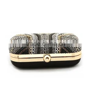 2015 NEW STYLISH WOMEN BAG METAL CHAIN FIXE0D EXQUISITE CLUTCH BAG thumbnail-1