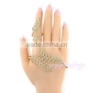 China Fashion Jewellery Smart Copper Ladies Models Palm Bracelet thumbnail-1