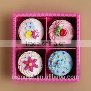 Mendior Wholesale Cupcake Gift Flower Lip Balm Set Fruit Organic Essence Christmas Birthday Gift 4pcs/set/box Support OEM thumbnail-1