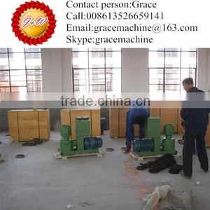 Easy Move Sawdust Pellet/animal Pellet Machine/poultry Pellet Feed Machine thumbnail-1