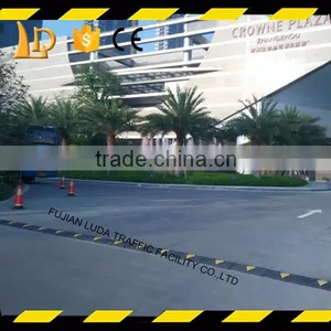 Economy Solid Plastic Speed Bumps for Road Safety thumbnail-2