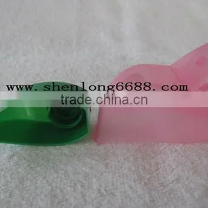 Plastic Shampoo Bottle Cap for 200ml and 400ml Shampoo Bottle thumbnail-1