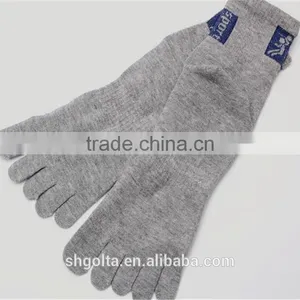 Hot Sale Solid Color Five Toe Sock/custom Toe Socks thumbnail-1