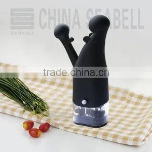 Pepper Mill thumbnail-1