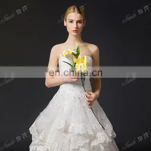 2015 Newest Design Sweetheart Neckline Tired Lace Appliqued Wedding Dresses Cascade Imported From China thumbnail-4