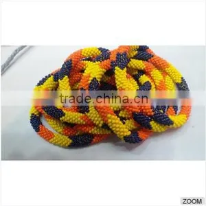 Unisex, Women's Glass Beaded Roll Bracelet thumbnail-6