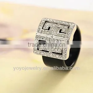 Light Weight Finger Ring for Men Crystal Acrylic Ring Jewelry thumbnail-6