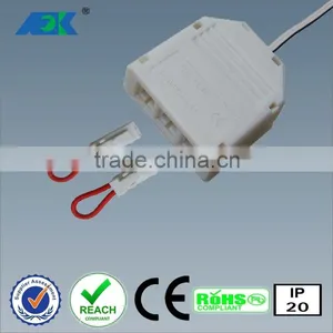RoHs E27 Led Bulb 12V Loop Plug Connector Circuit Breakers for Led Serial Distributor Boxes thumbnail-2