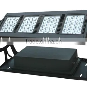 Narrow Angle Floodlight thumbnail-1