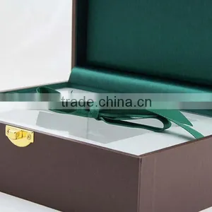Luxury New Design Souvenir Wooden Chocolate Box With Gold Stamping Logo thumbnail-4
