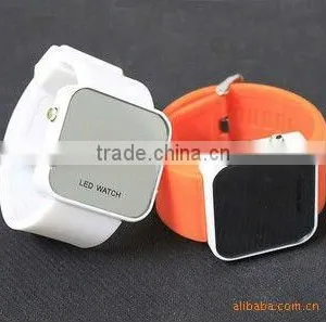 New Mirror Fashion Silicone LED Watch thumbnail-1