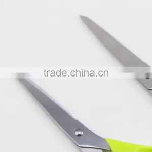 Plastic Handle Stainless Steel Household Scissors With Two Colors thumbnail-4