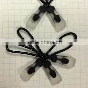 Plastic Injection Moulded Zipper Puller thumbnail-1