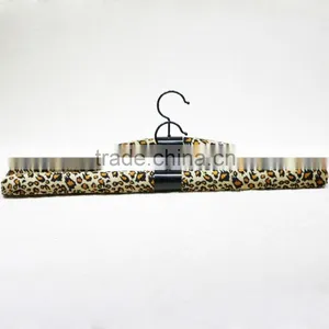 Fashionable Fabric Coverd Sponge Clothing Hanger thumbnail-2