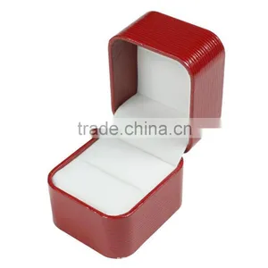 Decent Engagement White Velvet Ring Box Wholesale thumbnail-1