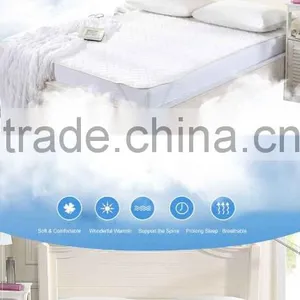 Hot Sell Delicate Multicolor Bed Bugs Waterproof Mattress Protector/Plastic Fitted Mattress Cover thumbnail-1