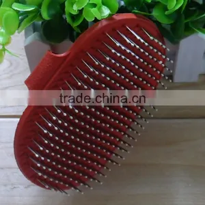 New Design Rubber Dog Comb thumbnail-3