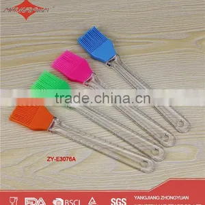 2014 Hot Sale Good Plastic Handle Silicone Brush thumbnail-1