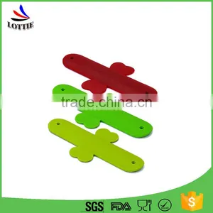 Low Price Custom Logo Silicone Mobile Phone Holder Fashion Silicone Holder for Phone thumbnail-3