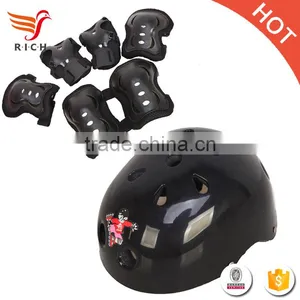 2017 High Quality Roller Skate Sports Protective Gears for Kids thumbnail-1