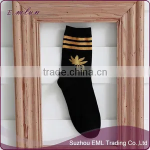 Wholesale Cotton Stripe Fashion Custom Mens Socks thumbnail-1
