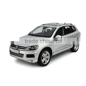 1 18 Alloy Diecast Model Car thumbnail-1