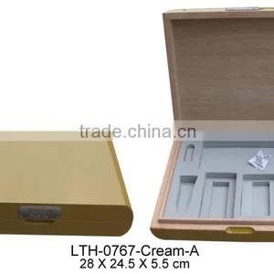 Custom Wooden Cigar Packing Box Wholesale Cigar Gift Set thumbnail-1