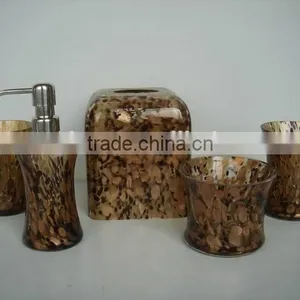 Glass Bathroom Sets thumbnail-3